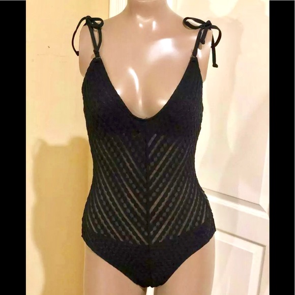 Robin Piccone Other - Robin Piccone Carly Crochet Mesh V-Neck Swimsuit